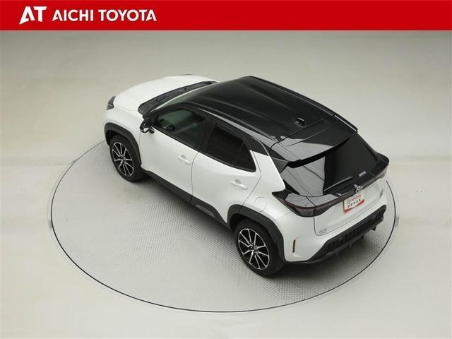 ヤリスクロス ハイブリッド　ＧＲスポーツ　ワンオーナー車　衝突軽減　オートクルーズコントロール　ＬＥＤヘッド　Ｂカメラ　キーレス　スマートキー　イモビライザー　オートエアコン　横滑り防止装置　ミュージックプレイヤー接続可　ＥＴＣ（12枚目）