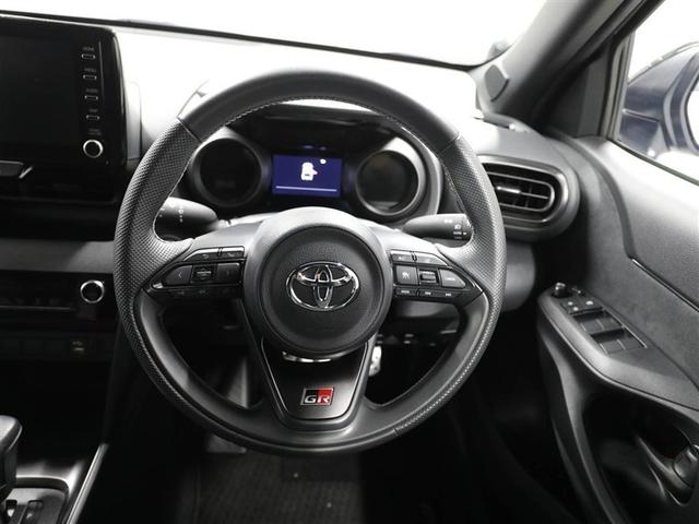 ヤリスクロス ハイブリッド　ＧＲスポーツ　ワンオーナー車　衝突軽減　オートクルーズコントロール　ＬＥＤヘッド　Ｂカメラ　キーレス　スマートキー　イモビライザー　オートエアコン　横滑り防止装置　ミュージックプレイヤー接続可　ＥＴＣ（24枚目）