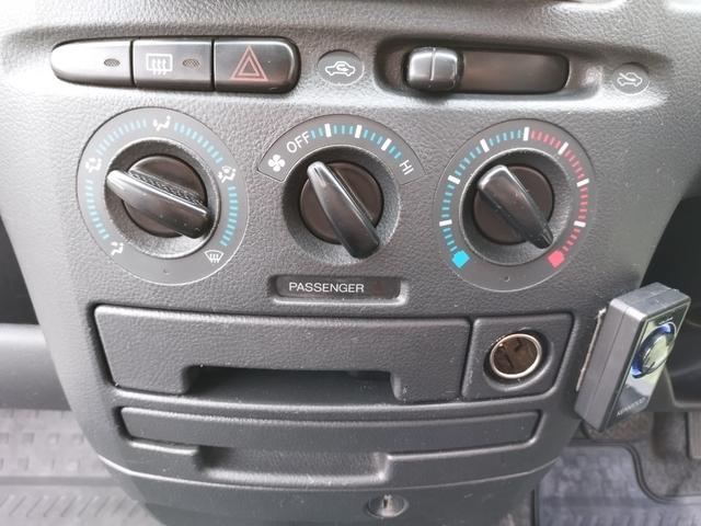 プロボックスバン DX 走行93260K Tチェーン 外LEDライト 車高調 外16アルミ リアスモーク 黒レザー調シートカバ ETC BluetoothCDDVDUSB キーレス スタッドレスセット ナルディハンドル保証付(67枚目)