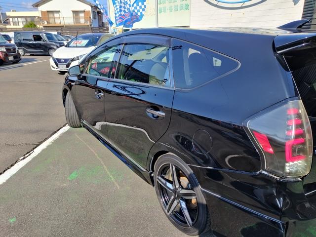 プリウスアルファ S 走行99136K 検9年3月 DADエアロ リアスポ ボンネットスポ 車高調 外18AW LEDテール HIDライト フォグ 9型ナビフルセグBモニ 前後ドラレコ 黒ウッドパネル スマートキX2保証付(24枚目)