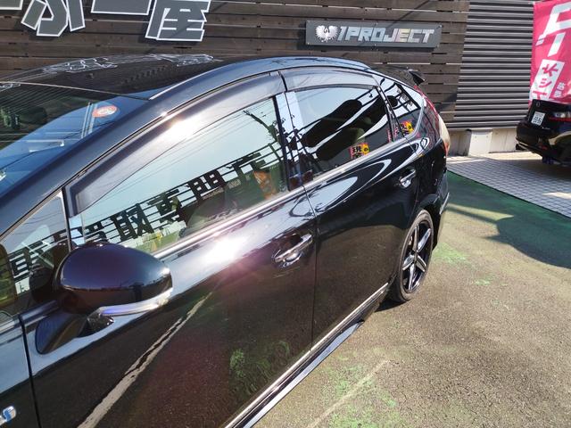 プリウスアルファ S 走行99136K 検9年3月 DADエアロ リアスポ ボンネットスポ 車高調 外18AW LEDテール HIDライト フォグ 9型ナビフルセグBモニ 前後ドラレコ 黒ウッドパネル スマートキX2保証付(27枚目)