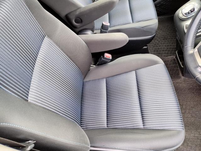 ヴォクシー ZS 1オーナー 走行97852K Tチェーン 両側電動ドア 16アルミ リアスポ LEDヘッド フォグ 7人乗 アイドルストップ 9型ナビTVBモニETCステリモ ドラレコ フリップモニ スマートキ保証付(44枚目)