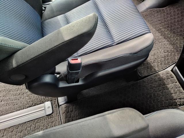 ヴォクシー ZS 1オーナー 走行97852K Tチェーン 両側電動ドア 16アルミ リアスポ LEDヘッド フォグ 7人乗 アイドルストップ 9型ナビTVBモニETCステリモ ドラレコ フリップモニ スマートキ保証付(74枚目)