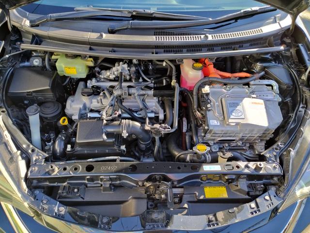 アクア Ｇ　Ｇ’ｓ　走行８９７８４Ｋ　検９年７月　ＧＳエアロ　ローダウン　１７アルミ　リアスポ　ＬＥＤライト　フォグ　黒ハーフレザーシートヒーター　ＳＤナビＴＶＢＴＢモニタＥＴＣ　ステリモ　スマートキーＰスタート　保証付（39枚目）