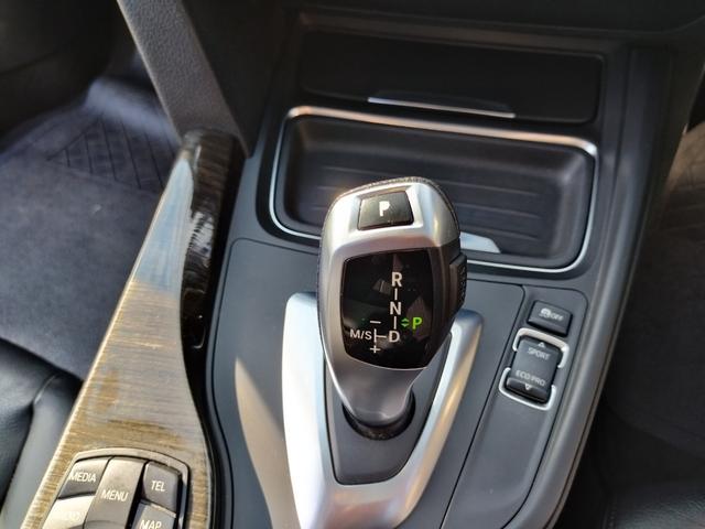 ３シリーズ ３２０ｉラグジュアリー　ディーラー車　ターボ　ＨＩＤ　フォグ　１７アルミ　リアスモーク　Ｃソナ　黒革パワーシート　シートヒーター　ＨＤＤナビＢｌｕｅｔｏｏｔｈＢモニＥＴＣ　クルコン　ステリモ　スマートキーＸ２Ｐスタート保証付（69枚目）