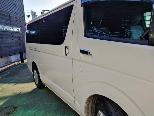 ハイエースバン スーパーGL ダークプライムII 4WDディーゼル 1オナ 走行68934K セーフティセンス 両側電動ドア Cソナ 4灯LED リアスモーク コンビハンドル ナビTVBT全方位モニETC 前後ドラレコ デジタルミラ コンセント保証付(9枚目)