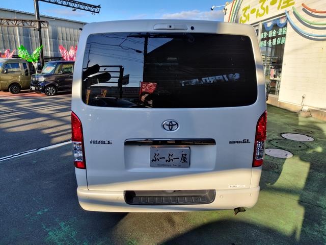 ハイエースバン スーパーGL ダークプライムII 4WDディーゼル 1オナ 走行68934K セーフティセンス 両側電動ドア Cソナ 4灯LED リアスモーク コンビハンドル ナビTVBT全方位モニETC 前後ドラレコ デジタルミラ コンセント保証付(15枚目)