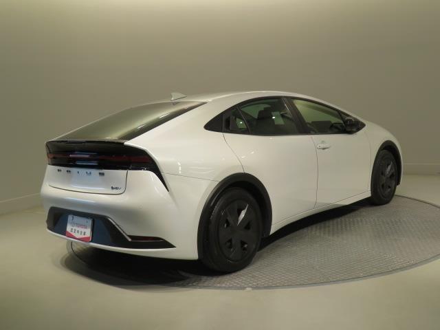 プリウス Ｕ　衝突被害軽減システム　バックカメラ　ＥＴＣ　ミュージックプレイヤー接続可　オートクルーズコントロール　ＬＥＤヘッドランプ　スマートキー　キーレス　ハイブリッド　ワンオーナー（6枚目）