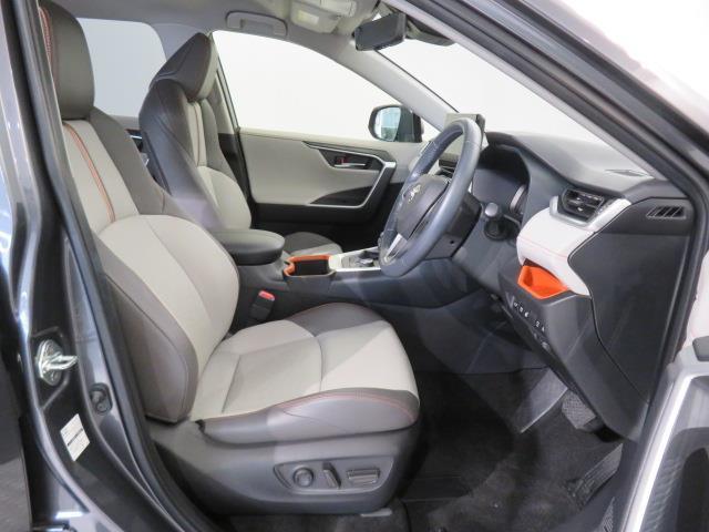 カローラクロス ハイブリッド　Ｚ　衝突被害軽減システム　バックカメラ　ＥＴＣ　ドラレコ　電動シート　ハーフレザー　オートクルーズコントロール　ＬＥＤヘッドランプ　スマートキー　キーレス　ハイブリッド　ワンオーナー（11枚目）