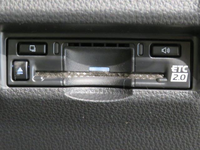 カローラクロス ハイブリッド　Ｚ　衝突被害軽減システム　バックカメラ　ＥＴＣ　ドラレコ　電動シート　ハーフレザー　オートクルーズコントロール　ＬＥＤヘッドランプ　スマートキー　キーレス　ハイブリッド　ワンオーナー（18枚目）