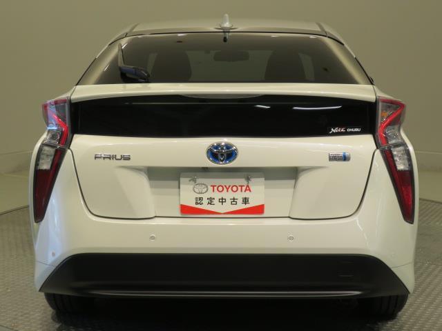 プリウス Ｓセーフティプラス　衝突被害軽減システム　バックカメラ　ＥＴＣ　ドラレコ　オートクルーズコントロール　ＬＥＤヘッドランプ　スマートキー　キーレス　ハイブリッド　ワンオーナー（5枚目）