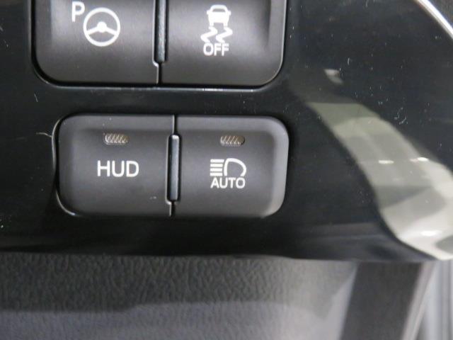 プリウス Ｓセーフティプラス　衝突被害軽減システム　バックカメラ　ＥＴＣ　ドラレコ　オートクルーズコントロール　ＬＥＤヘッドランプ　スマートキー　キーレス　ハイブリッド　ワンオーナー（18枚目）