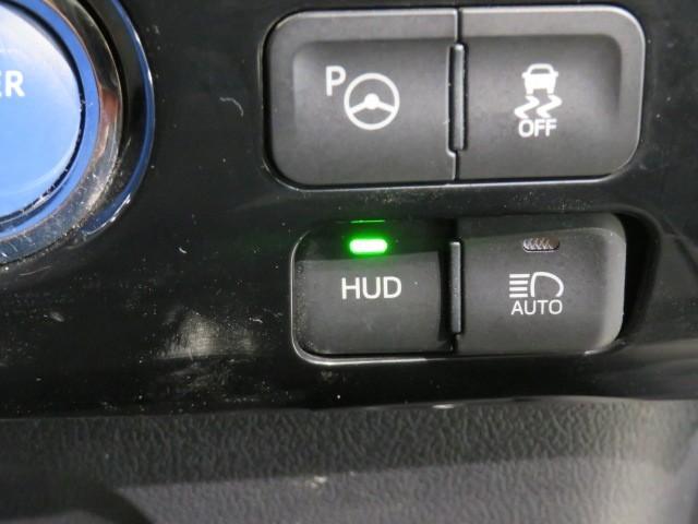 プリウス Sセーフティプラス 衝突被害軽減システム ETC ドラレコ オートクルーズコントロール LEDヘッドランプ スマートキー キーレス ハイブリッド ワンオーナー(17枚目)