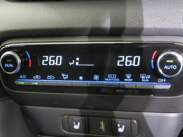 ＧＲヤリス ＲＺ　ハイパフォーマンス　６速マニュアル　衝突被害軽減システム　バックカメラ　ＥＴＣ　ドラレコ　ミュージックプレイヤー接続可　オートクルーズコントロール　ＬＥＤヘッドランプ　スマートキー　キーレス　４ＷＤ　ワンオーナー（29枚目）