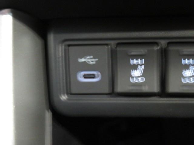 カローラクロス ハイブリッド Z 衝突被害軽減システム メモリーナビ フルセグ バックカメラ ETC サンルーフ 電動シート オートクルーズコントロール LEDヘッドランプ スマートキー キーレス ハイブリッド ワンオーナー(31枚目)