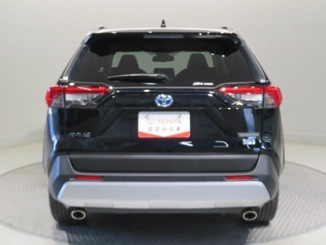ＲＡＶ４ ハイブリッドアドベンチャー　衝突被害軽減システム　バックカメラ　ＥＴＣ　ミュージックプレイヤー接続可　電動シート　オートクルーズコントロール　ＬＥＤヘッドランプ　スマートキー　キーレス　４ＷＤ　ハイブリッド　ワンオーナー（5枚目）