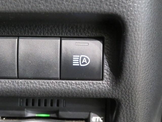 ＲＡＶ４ ハイブリッドアドベンチャー　衝突被害軽減システム　バックカメラ　ＥＴＣ　ミュージックプレイヤー接続可　電動シート　オートクルーズコントロール　ＬＥＤヘッドランプ　スマートキー　キーレス　４ＷＤ　ハイブリッド　ワンオーナー（16枚目）