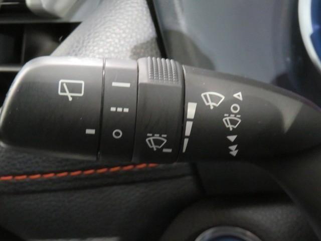 ＲＡＶ４ ハイブリッドアドベンチャー　衝突被害軽減システム　バックカメラ　ＥＴＣ　ミュージックプレイヤー接続可　電動シート　オートクルーズコントロール　ＬＥＤヘッドランプ　スマートキー　キーレス　４ＷＤ　ハイブリッド　ワンオーナー（23枚目）