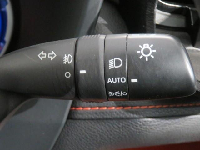 ＲＡＶ４ ハイブリッドアドベンチャー　衝突被害軽減システム　バックカメラ　ＥＴＣ　ミュージックプレイヤー接続可　電動シート　オートクルーズコントロール　ＬＥＤヘッドランプ　スマートキー　キーレス　４ＷＤ　ハイブリッド　ワンオーナー（24枚目）