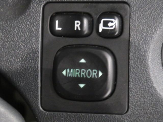 ハイエースバン ＤＸ　ＧＬパッケージ　衝突被害軽減システム　バックカメラ　ＥＴＣ　ミュージックプレイヤー接続可　ＬＥＤヘッドランプ　乗車定員６人　キーレス　ディーゼル　ワンオーナー（14枚目）