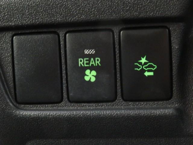 ハイエースバン ＤＸ　ＧＬパッケージ　衝突被害軽減システム　バックカメラ　ＥＴＣ　ミュージックプレイヤー接続可　ＬＥＤヘッドランプ　乗車定員６人　キーレス　ディーゼル　ワンオーナー（28枚目）