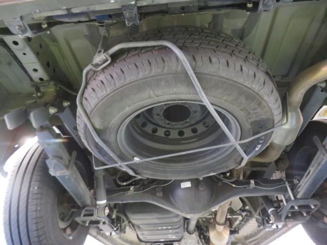 ハイエースバン ＤＸ　ＧＬパッケージ　衝突被害軽減システム　バックカメラ　ＥＴＣ　ミュージックプレイヤー接続可　ＬＥＤヘッドランプ　乗車定員６人　キーレス　ディーゼル　ワンオーナー（32枚目）