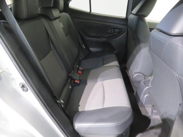 ヤリスクロス ハイブリッドＺ　衝突被害軽減システム　ＥＴＣ　ドラレコ　電動シート　オートクルーズコントロール　ＬＥＤヘッドランプ　スマートキー　キーレス　ハイブリッド　ワンオーナー（12枚目）