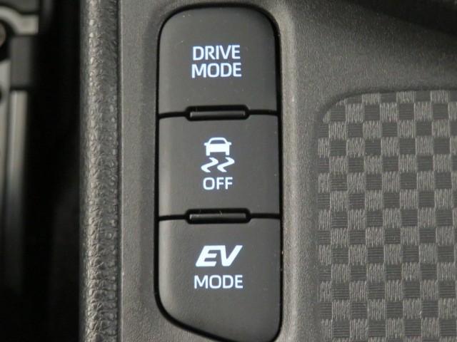 ヤリスクロス ハイブリッドＺ　衝突被害軽減システム　ＥＴＣ　ドラレコ　電動シート　オートクルーズコントロール　ＬＥＤヘッドランプ　スマートキー　キーレス　ハイブリッド　ワンオーナー（33枚目）