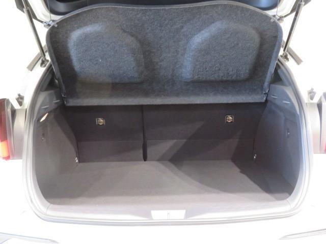 C-HR G モード ネロ セーフティプラス 衝突被害軽減システム バックカメラ ETC ドラレコ ミュージックプレイヤー接続可 オートクルーズコントロール LEDヘッドランプ スマートキー キーレス ハイブリッド ワンオーナー(13枚目)