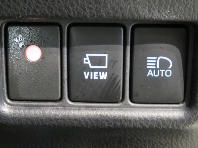 C-HR G モード ネロ セーフティプラス 衝突被害軽減システム バックカメラ ETC ドラレコ ミュージックプレイヤー接続可 オートクルーズコントロール LEDヘッドランプ スマートキー キーレス ハイブリッド ワンオーナー(17枚目)