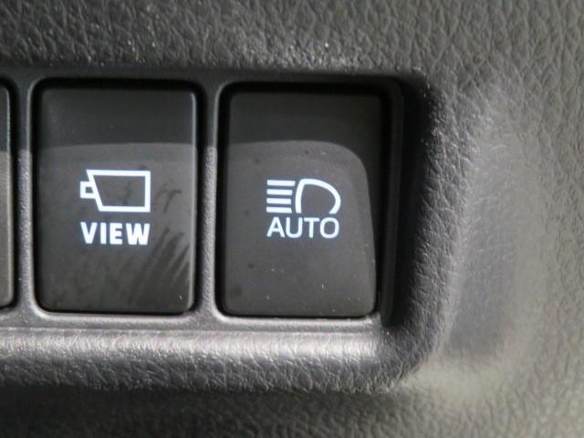 C-HR G モード ネロ セーフティプラス 衝突被害軽減システム バックカメラ ETC ドラレコ ミュージックプレイヤー接続可 オートクルーズコントロール LEDヘッドランプ スマートキー キーレス ハイブリッド ワンオーナー(18枚目)