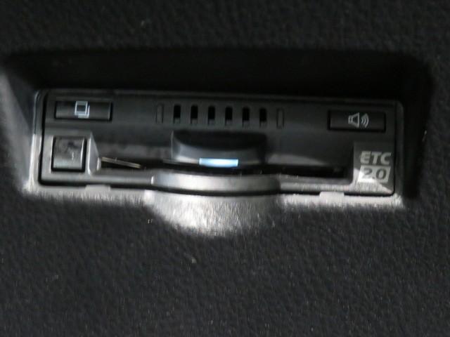 C-HR G モード ネロ セーフティプラス 衝突被害軽減システム バックカメラ ETC ドラレコ ミュージックプレイヤー接続可 オートクルーズコントロール LEDヘッドランプ スマートキー キーレス ハイブリッド ワンオーナー(19枚目)