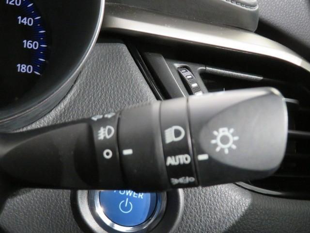 C-HR G モード ネロ セーフティプラス 衝突被害軽減システム バックカメラ ETC ドラレコ ミュージックプレイヤー接続可 オートクルーズコントロール LEDヘッドランプ スマートキー キーレス ハイブリッド ワンオーナー(26枚目)