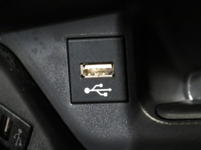 C-HR G モード ネロ セーフティプラス 衝突被害軽減システム バックカメラ ETC ドラレコ ミュージックプレイヤー接続可 オートクルーズコントロール LEDヘッドランプ スマートキー キーレス ハイブリッド ワンオーナー(34枚目)