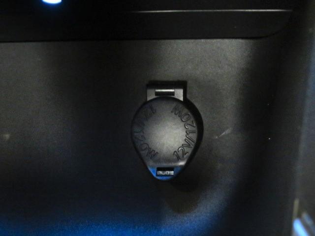 ヤリスクロス ハイブリッドＺ　衝突被害軽減システム　バックカメラ　ＥＴＣ　ドラレコ　ミュージックプレイヤー接続可　電動シート　オートクルーズコントロール　ＬＥＤヘッドランプ　スマートキー　キーレス　ハイブリッド　ワンオーナー（34枚目）