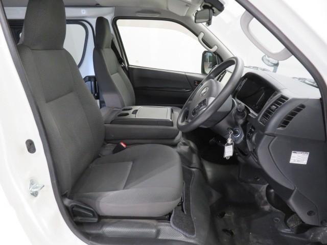 ハイエースバン DX GLパッケージ 衝突被害軽減システム ETC ドラレコ 乗車定員6人 キーレス ワンオーナー(14枚目)