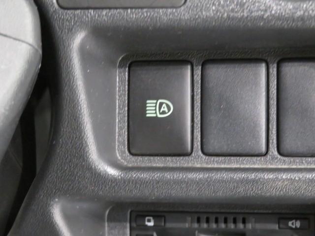 ハイエースバン DX GLパッケージ 衝突被害軽減システム ETC ドラレコ 乗車定員6人 キーレス ワンオーナー(18枚目)