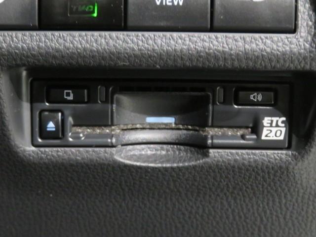 RAV4 ハイブリッドG 衝突被害軽減システム ETC ドラレコ サンルーフ 電動シート オートクルーズコントロール LEDヘッドランプ スマートキー キーレス 4WD ハイブリッド ワンオーナー(18枚目)