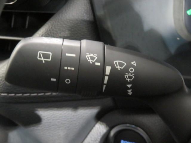 RAV4 ハイブリッドG 衝突被害軽減システム ETC ドラレコ サンルーフ 電動シート オートクルーズコントロール LEDヘッドランプ スマートキー キーレス 4WD ハイブリッド ワンオーナー(24枚目)