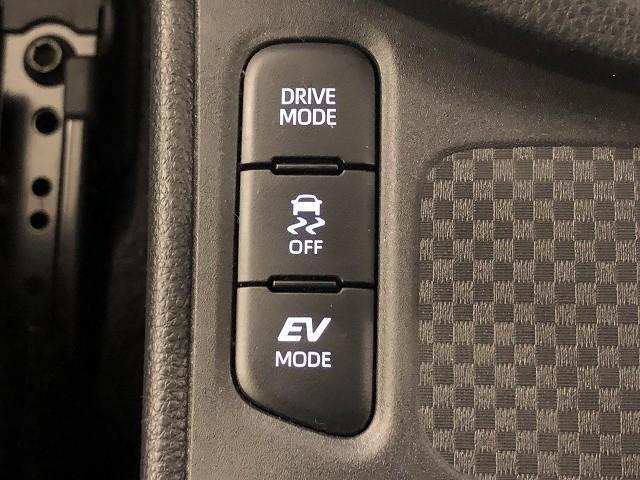 ヤリスクロス ハイブリッドＺ　衝突被害軽減システム　ドラレコ　電動シート　オートクルーズコントロール　ＬＥＤヘッドランプ　スマートキー　キーレス　ハイブリッド　ワンオーナー（24枚目）