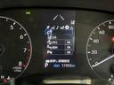 【ブラインドスポットモニター】隣の車線を走る車をレーダーで検知。ドアミラーでは確認しにくい後方エリアの車を検知して、ドアミラーに搭載されたLEDインジゲーターが点灯して注意を喚起してくれます。