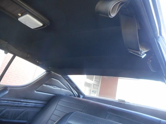 スカイライン ２．０ＧＴ－Ｘ　ケンメリＲ仕様　全面白ガラス　前後車高調（28枚目）