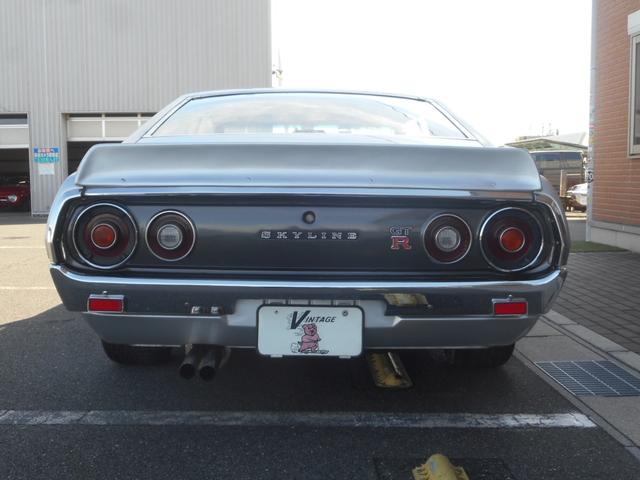 スカイライン ２．０ＧＴ－Ｘ　ケンメリＲ仕様　全面白ガラス　前後車高調（30枚目）