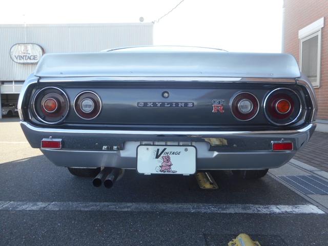 スカイライン ２．０ＧＴ－Ｘ　ケンメリＲ仕様　全面白ガラス　前後車高調（34枚目）