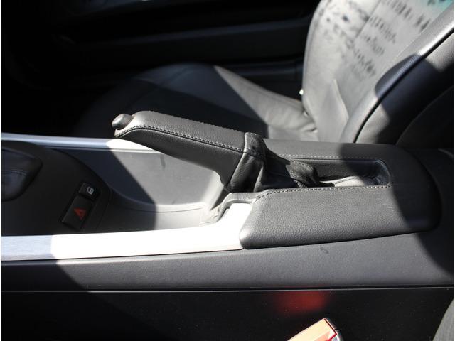 クーペ3.0si 左ハンドル(23枚目)
