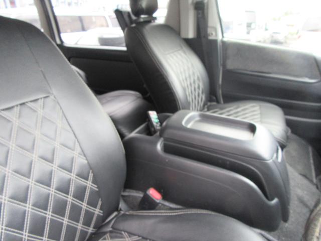ハイエースワゴン 　ファインテックツアラー　４ＷＤ　Ｆ．Ｒドラレコ　バックモニター　１０人乗り　両側パワースライドドア　メモリーナビＴＶ（ＣＮ－ＲＥ０５ＷＤ）（8枚目）