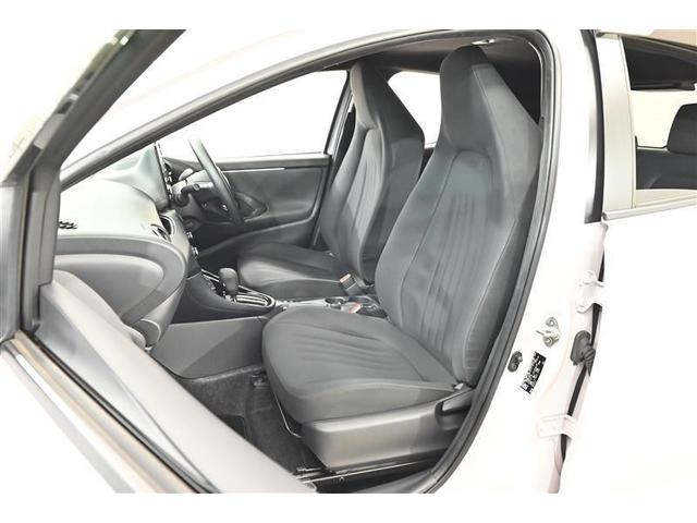 ヤリス Ｇ　バックモニタ－　誤発進抑制機能　１オーナー車　スマートキー　盗難防止装置　ＬＥＤヘッドライト　横滑り防止機能　キーレス　ＥＴＣ　オートエアコン　メモリーナビ　ＡＢＳ　運転席エアバック　サイドエアバッグ（12枚目）