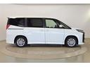 両側パワースライドドア付きだから、狭い駐車スペースなどでの乗り降りラクラク♪小さなお子さまのいるご家庭には嬉しい装備です。