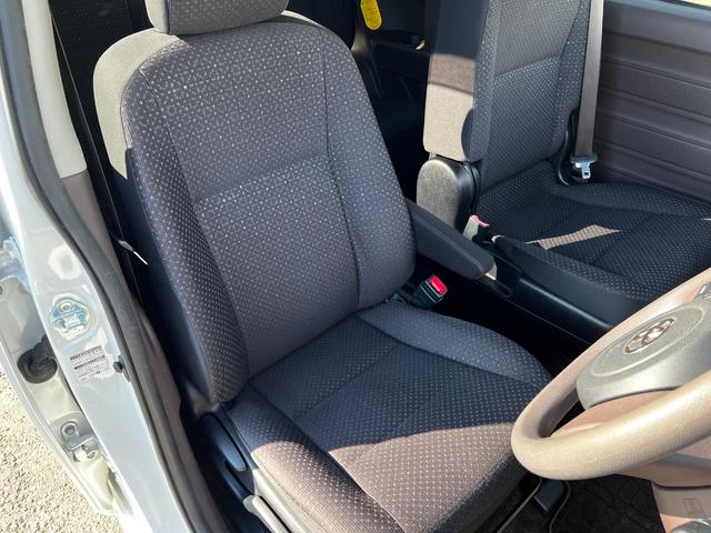 スペイド Ｆ　ＥＴＣ、バックカメラ、保証付き、キー２個、純正ナビ（フルセグ、Ｂｌｕｅｔｏｏｔｈ、ＤＶＤ）、左オートスライドドア、車検有（21枚目）