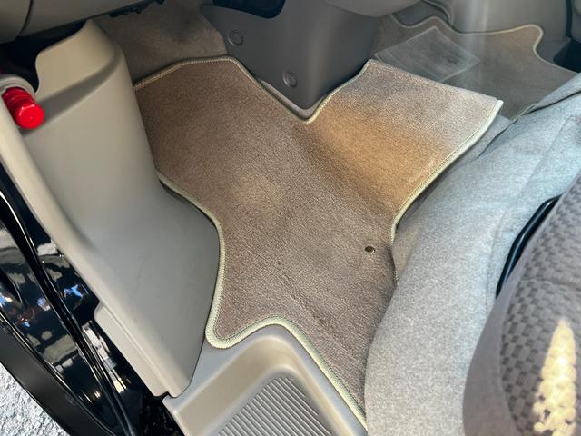 エブリイ ジョイン　バックカメラ兼前後ドライブレコーダー　オーディオ付き　保証付き　キー２個　スライドドア　５ＭＴ　説明書、メンテナンスノート有（25枚目）